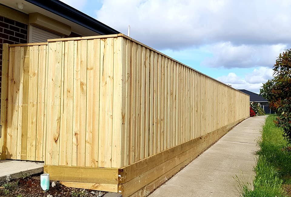 Custom fencing gates in Geelong