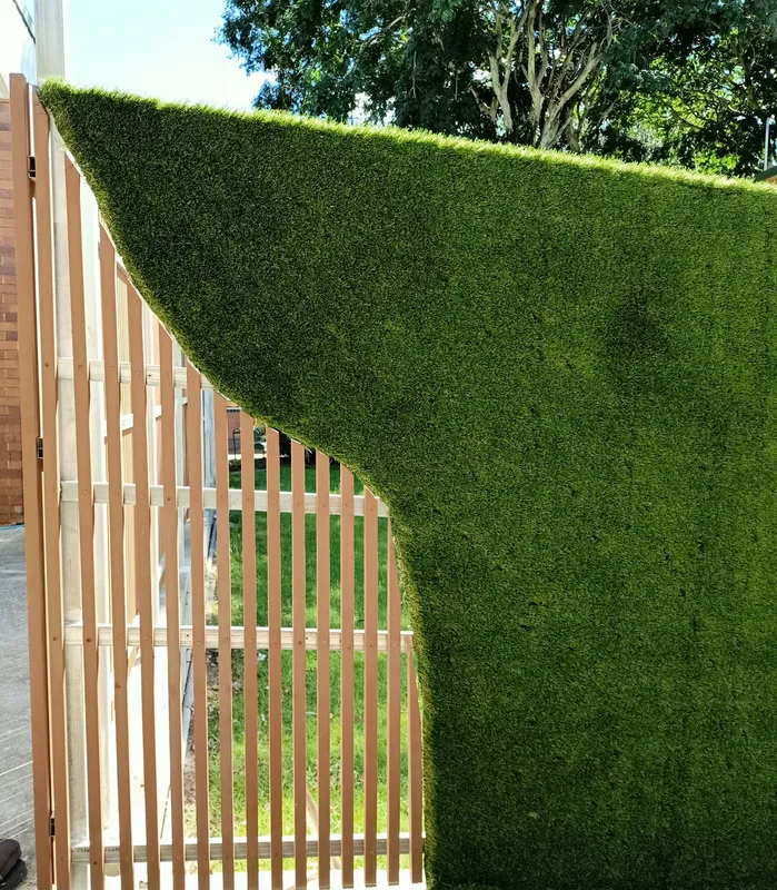Picket fencing
