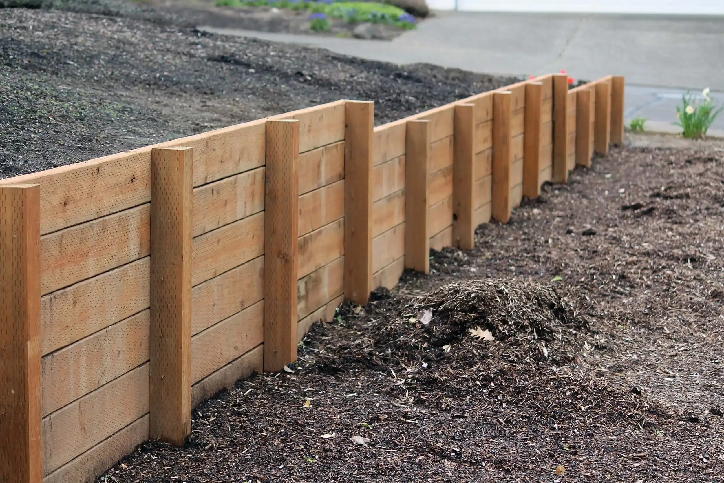 Timber retaining wall